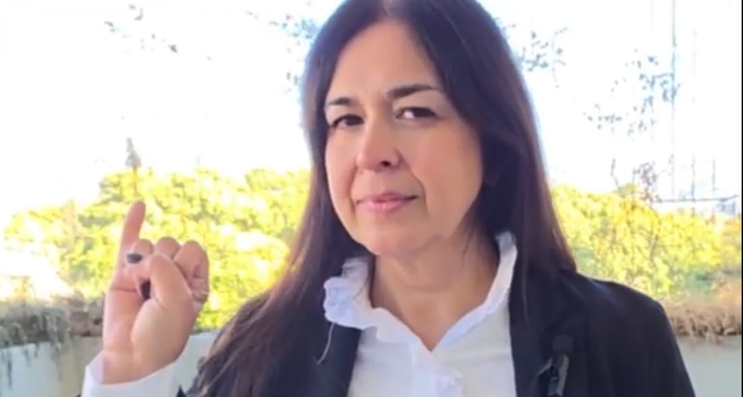 Proponen institucionalizar un gesto manual de alerta para detectar trata de personas