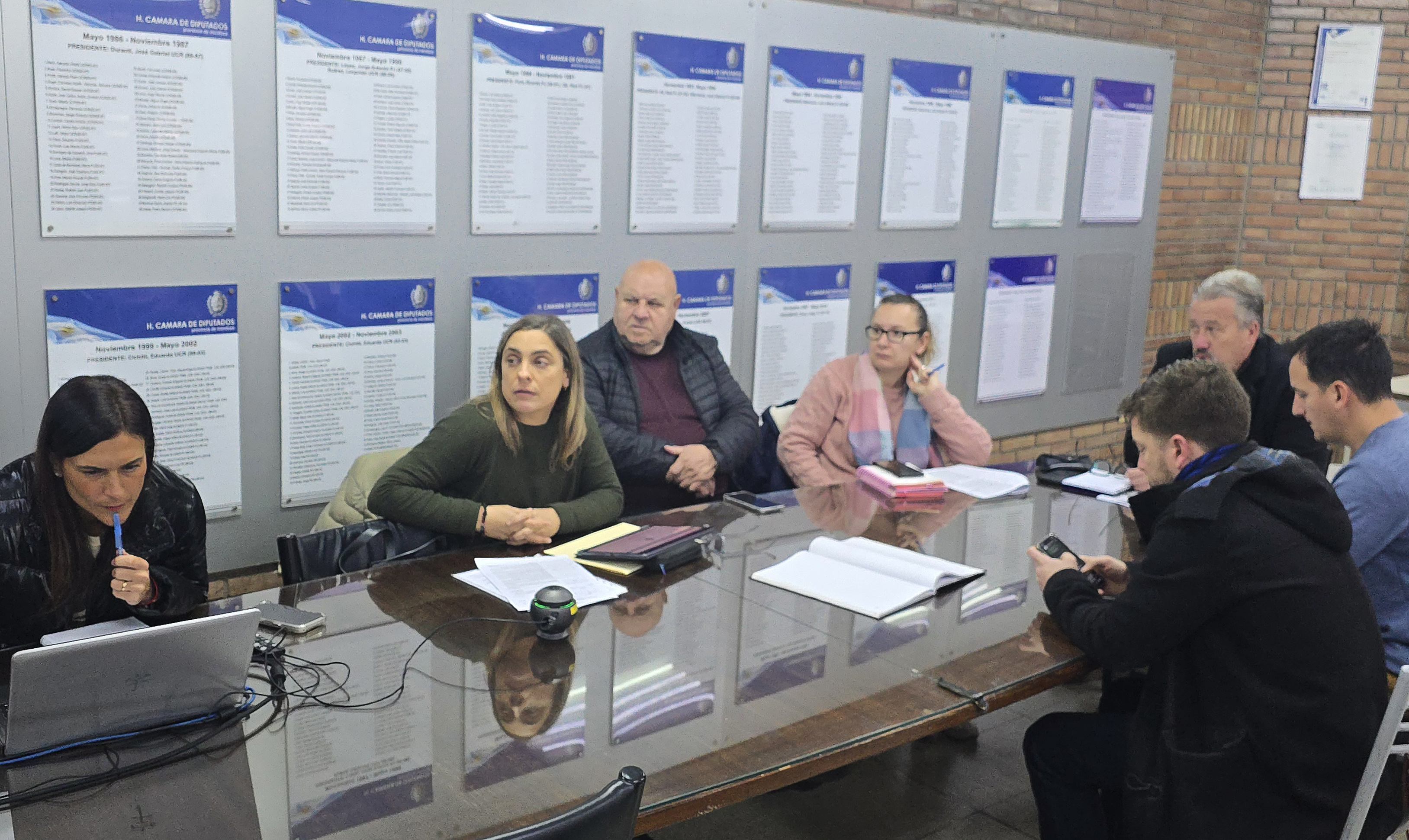 Ambiente retomó la agenda de expedientes pendientes de análisis